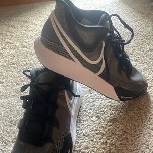 Nike ZOOM Strobel Azurie Elizabeth Irving Shoes